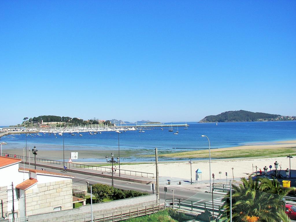 Hostal Santa Marta Playa Baiona Buitenkant foto